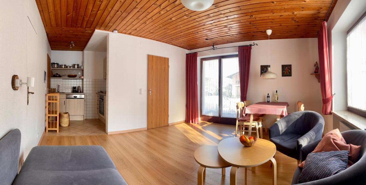 Gaestehaus Am Buchenbichl *